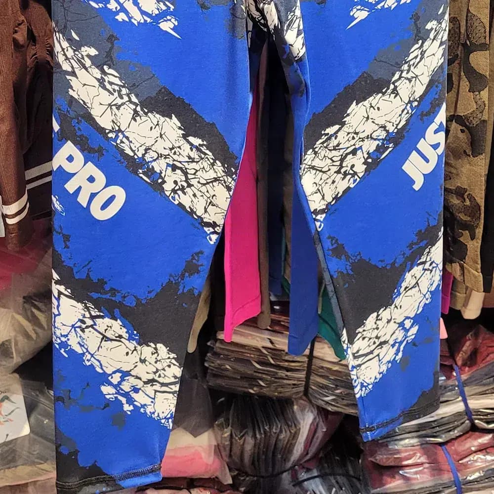 لگ ورزشی طرح دار زنانه سابلیمیشن کد 101 آبی شناسه 38340 — تصویر ۳