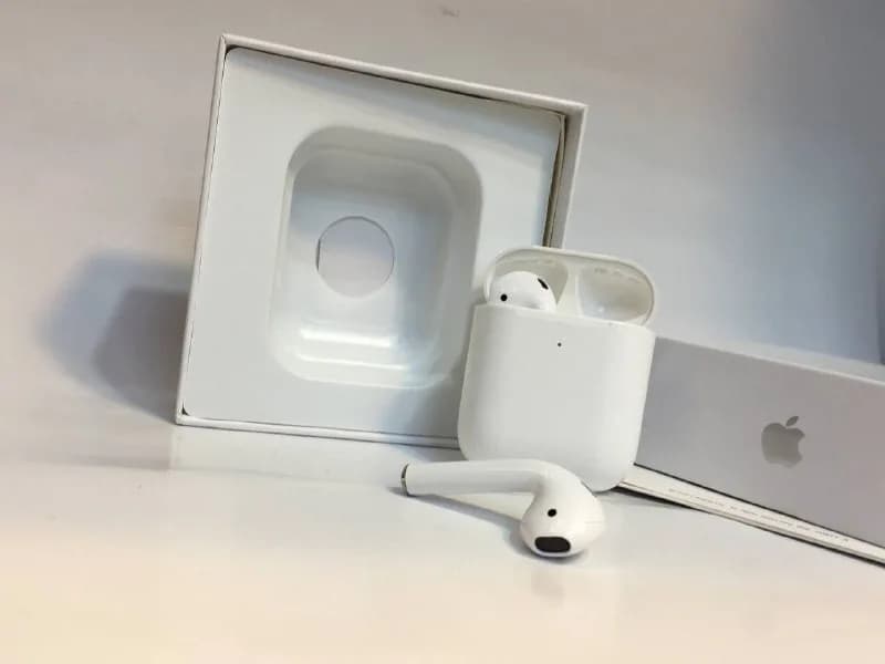 ایرپاد 2 هدفون بی سیم اپل 2 Airpods — تصویر ۴