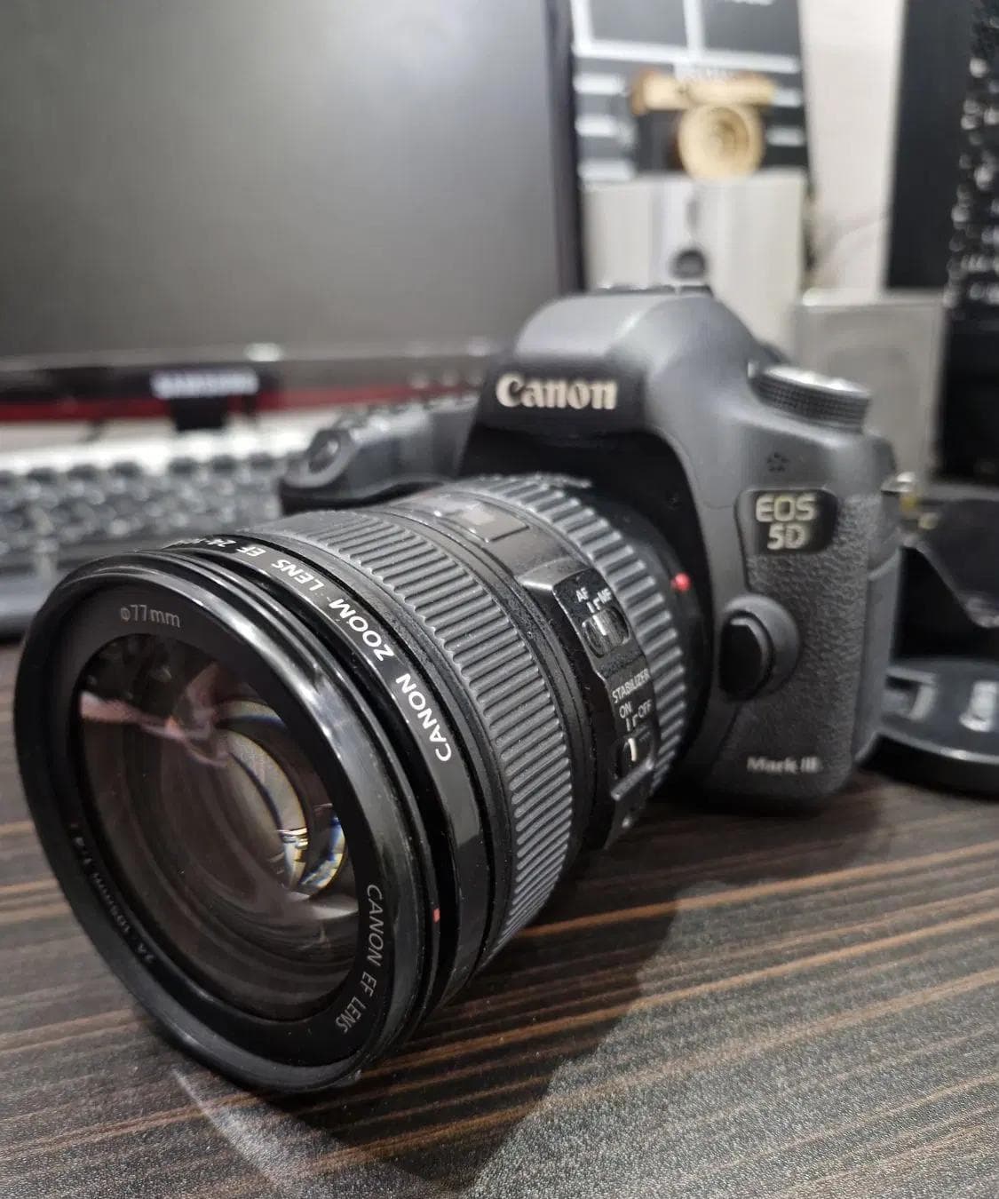 دوربین عکاسی 5d mark 3 با لنز