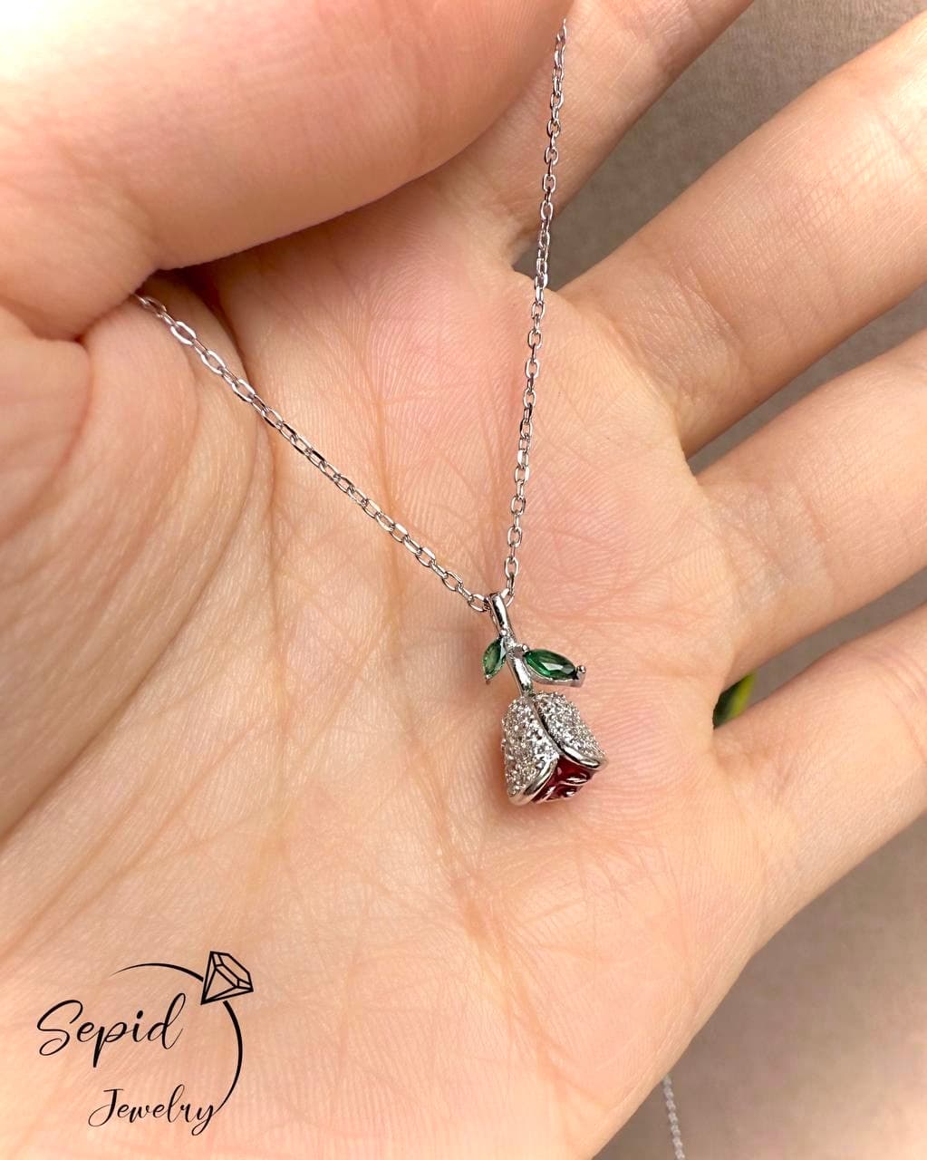 گردنبند نقره شاخه گل رز رنگی سه بعدی — تصویر ۸