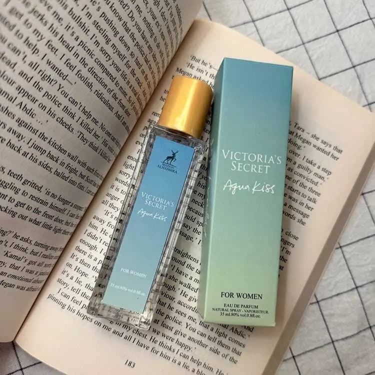 عطر جیبی ویکتوریا سکرت Aqua Kiss آکوا کیس 35 میل الحمبرا — تصویر ۲