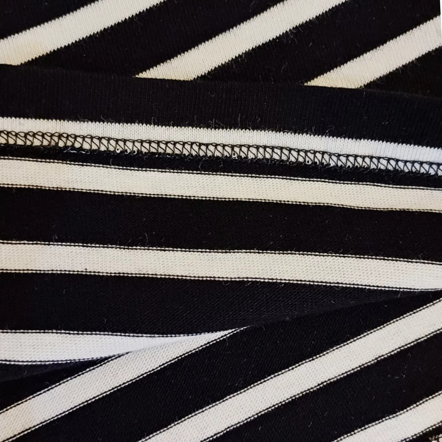 بلوز راه راه H&M — تصویر ۵
