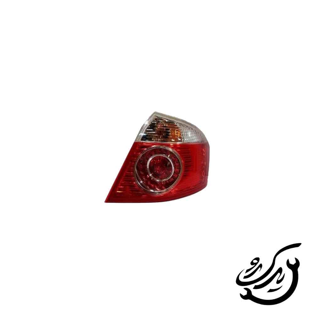 چراغ خطر عقب روی گلگیر راست لیفان 520 — تصویر ۲