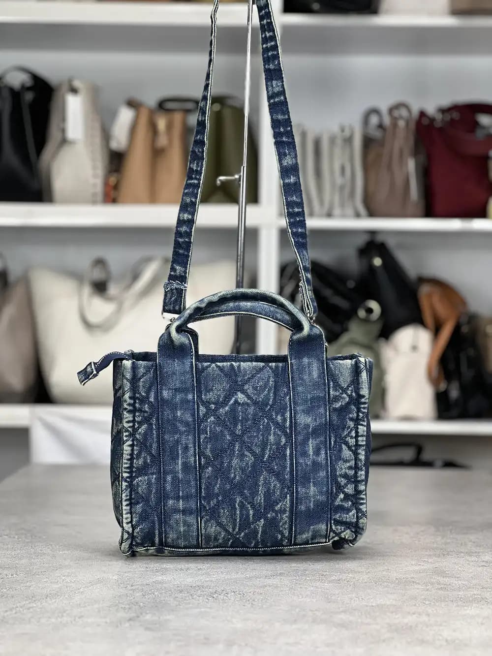 کیف دستی و دوشی اورجینال برند استرادیواریوس (Stradivarius) اسپانیا | کیف جین آبی ترندی — تصویر ۶