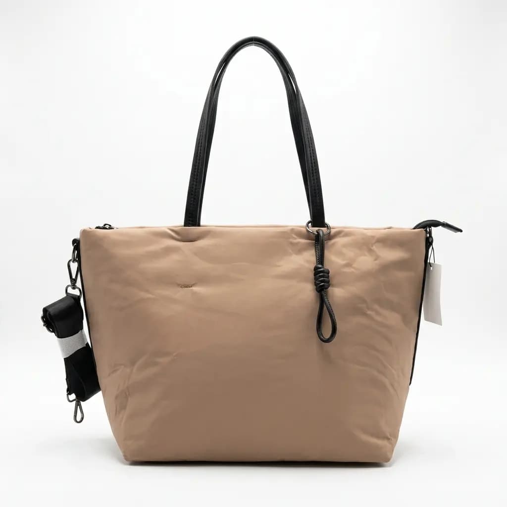 کیف زنانه اورجینال برند Stradivarius اسپانیا مدل Brick puffy tote bag – کیف پافری بزرگ دوشی با بند بلند جداشدنی