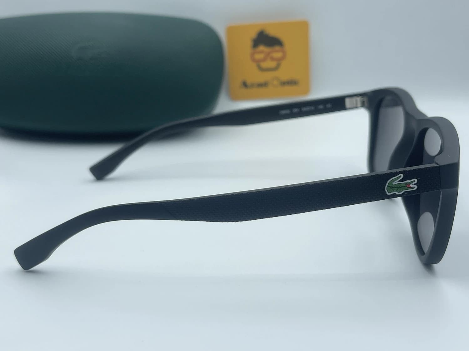 عینک آفتابی LACOSTE مدل L884S | اورجینال با ضمانت اصالت کالا — تصویر ۴