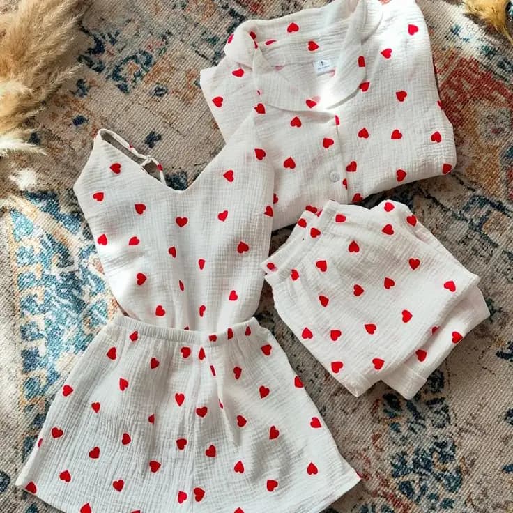 لباس راحتی چهار تکه _ طرحدار — تصویر ۳