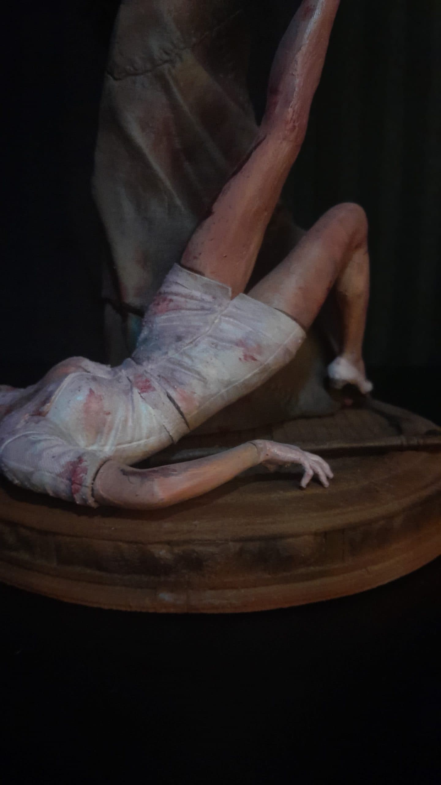 پیرامید هد از سایلنت هیل | pyramid head silent hill — تصویر ۶