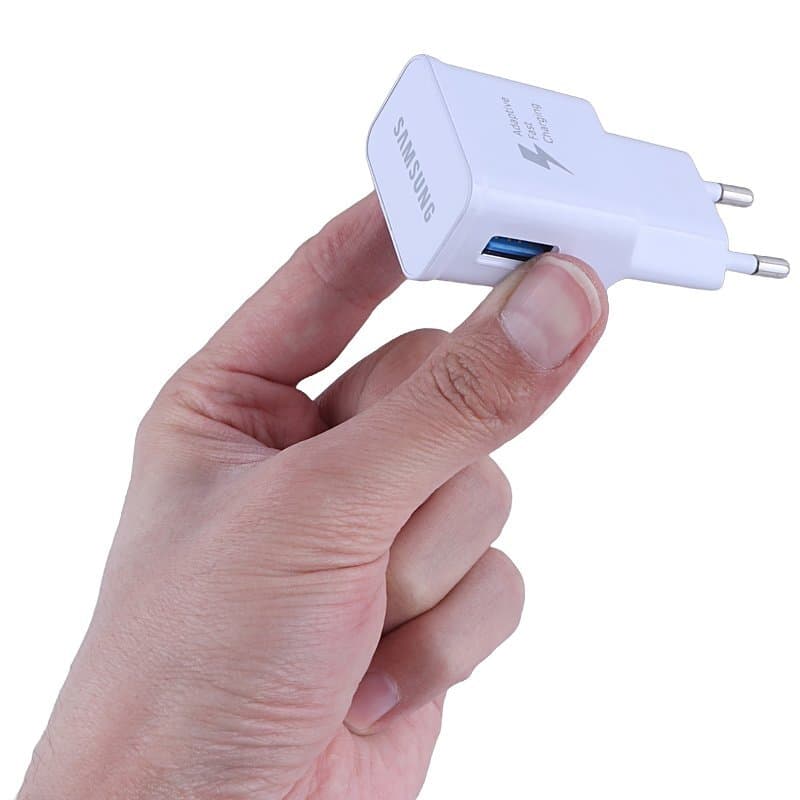 شارژر دیواری 15 وات سامسونگ Galaxy S6 EP-TA20EWE QC3.0 2A — تصویر ۳