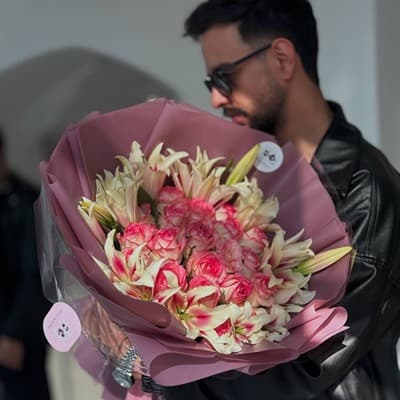 دسته گل رز — تصویر ۵