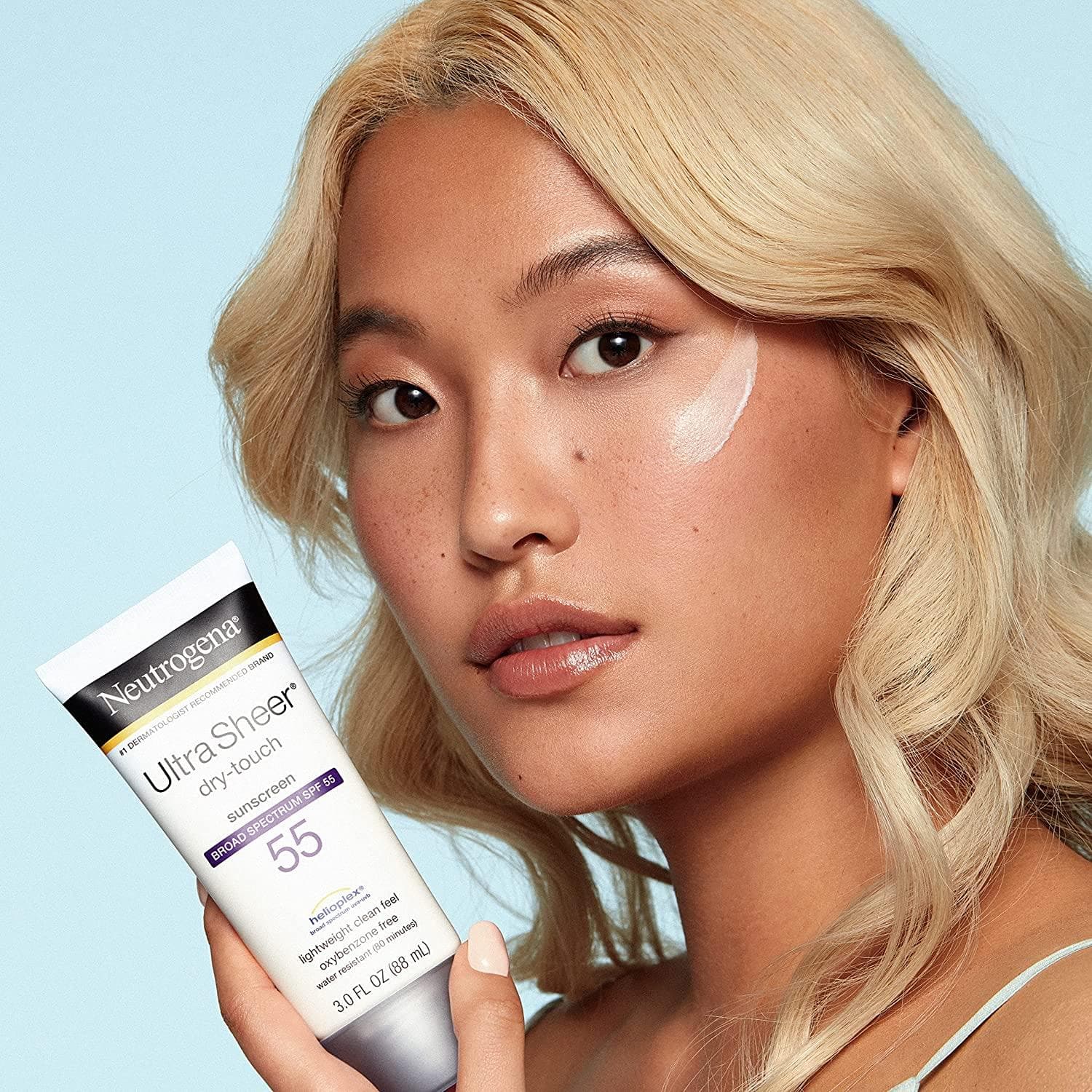 کرم ضد آفتاب مدل Ultra Sheer بی رنگ SPF 55 برند نوتروژینا