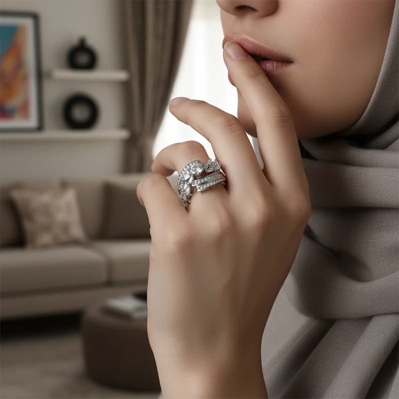 انگشتر نقره 925 زنانه لوکس سولیتر طرح خوشه — تصویر ۳