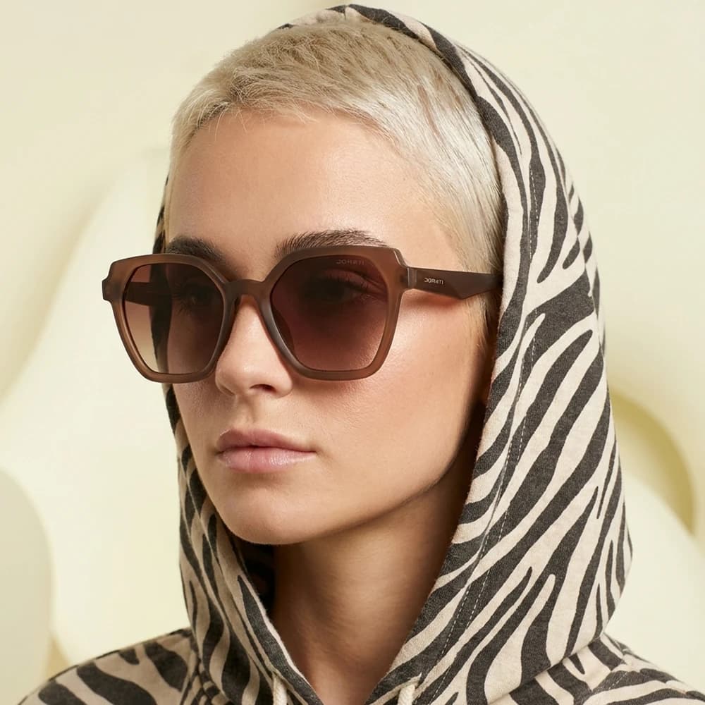 فریم عینک افتابی زنانه دوراتی | مدل rb7138 — تصویر ۴