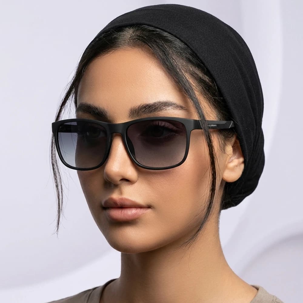 فریم عینک آفتابی پورشه دیزاین | مدل p-8657 — تصویر ۵