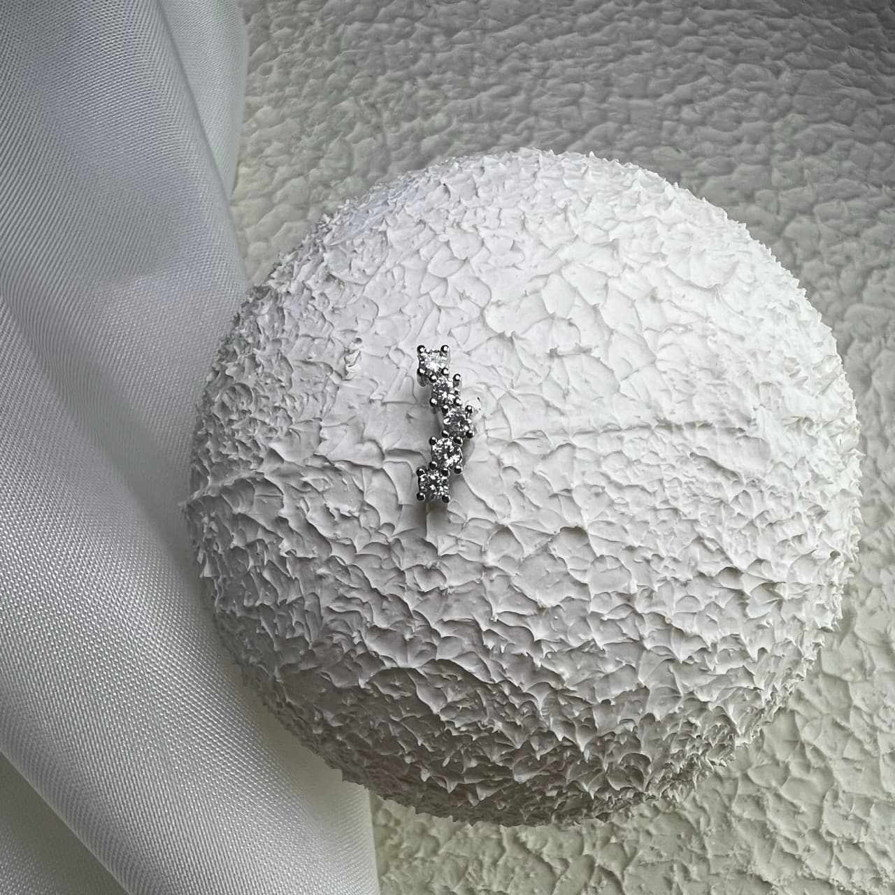 پیرسینگ گوش جواهری نقره ای کد 131 — تصویر ۷