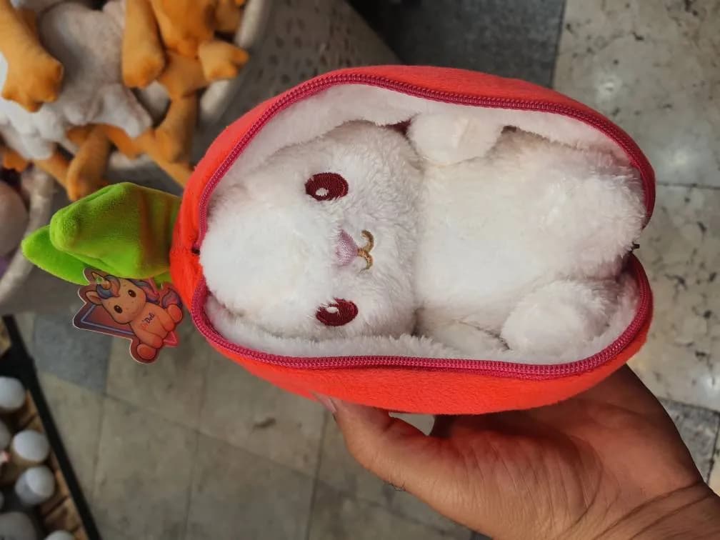 جامدادی پولیشی هویج و آناناس با عروسک خرگوشی بامزه — تصویر ۸