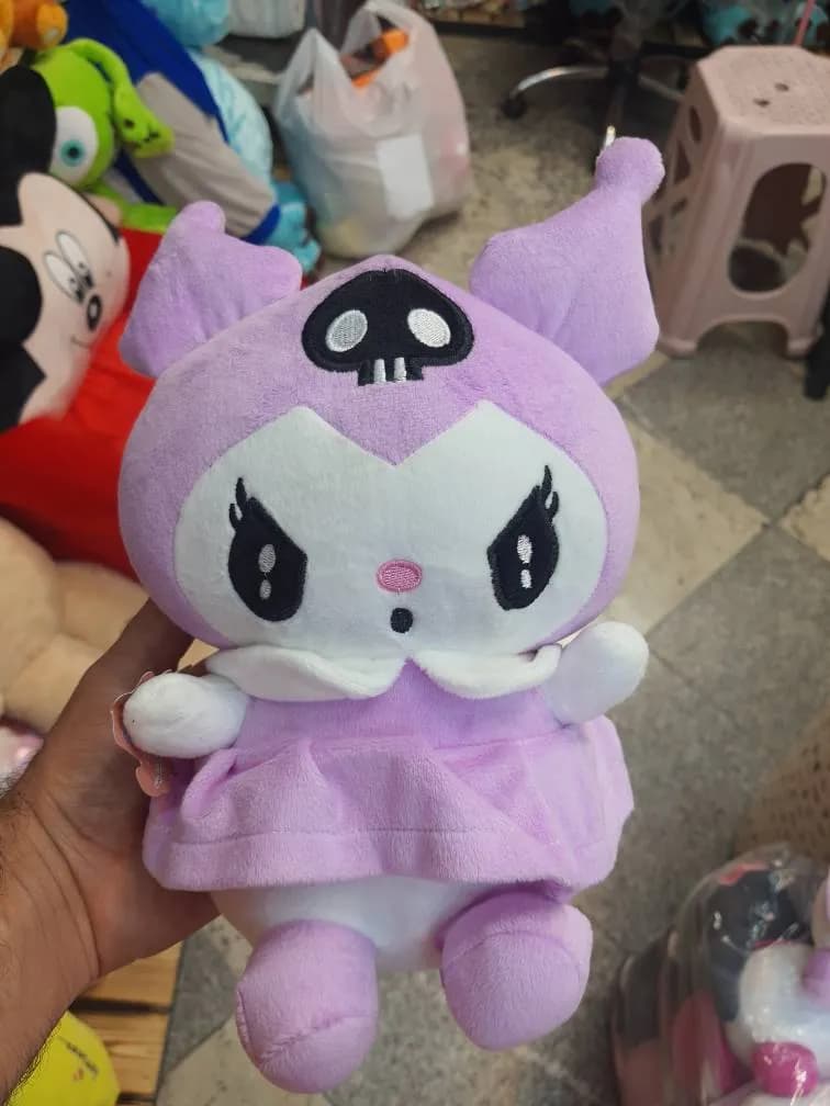 عروسک پولیشی کورومی Kuromi با لباس دامن‌دار — تصویر ۸