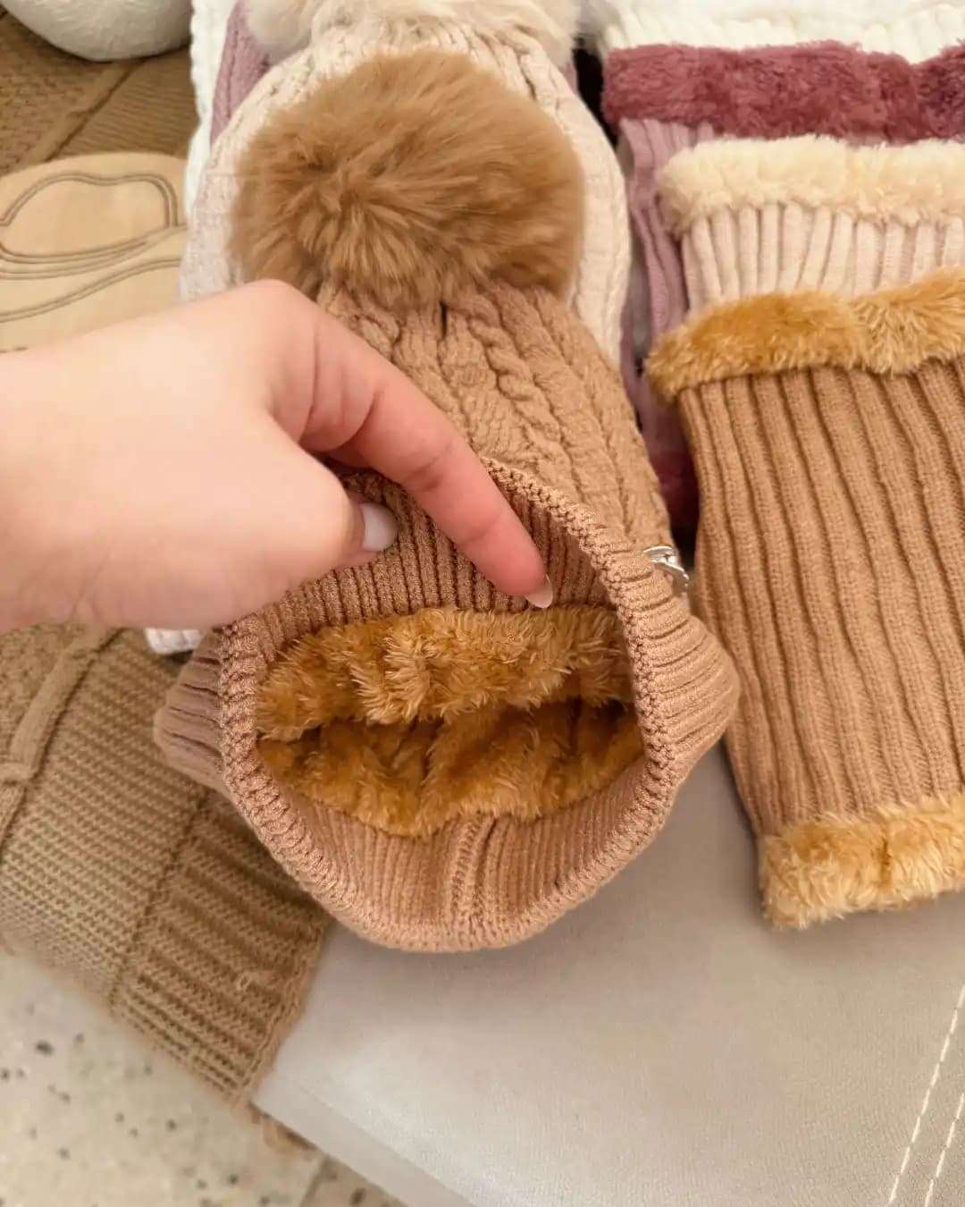 شال و کلاه وارداتی پاپیون 177096 — تصویر ۳