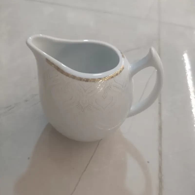 سرویس چای خوری 17 پارچه لب طلا توس — تصویر ۱۲