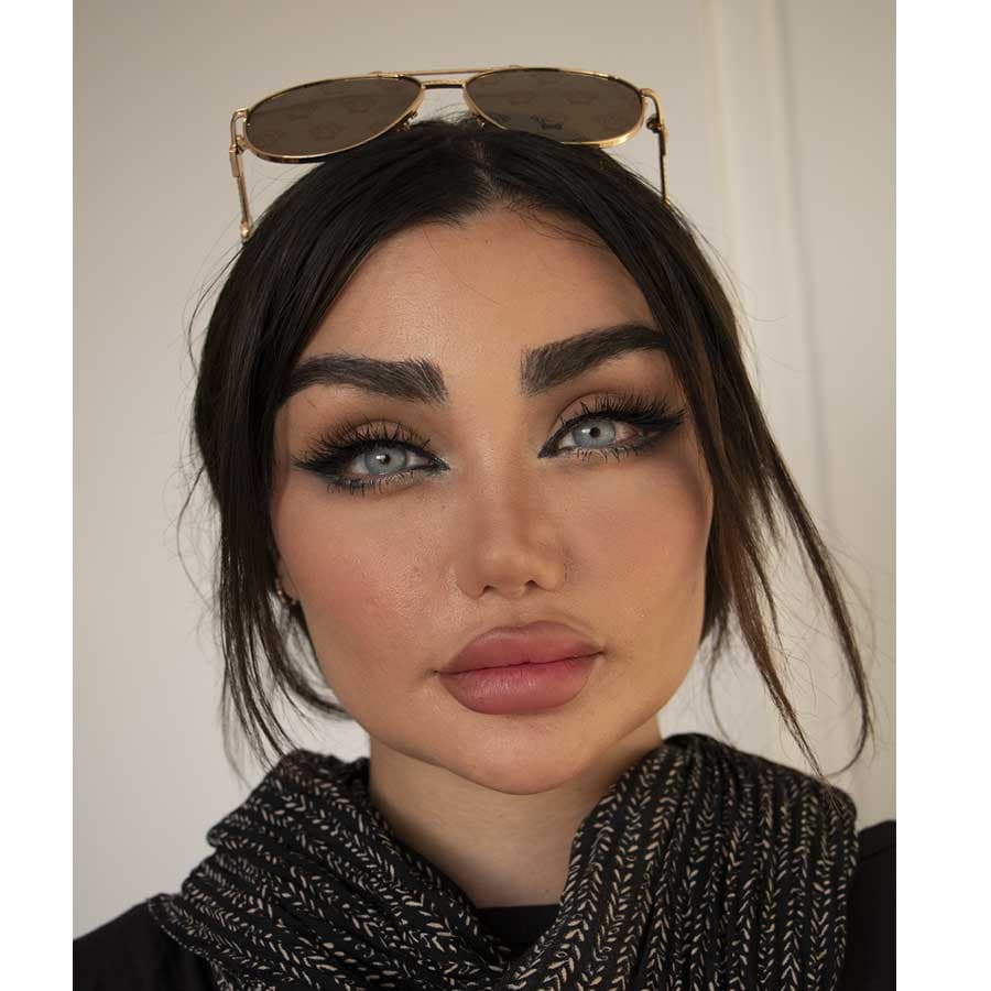 لنز رنگی سلنا طوسی‌ یخی چلسی گری ماهانه — تصویر ۳