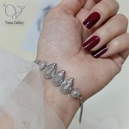 دستبند نقره زنانه مدل تراش اشکی طرح طلاسفید کد 5841