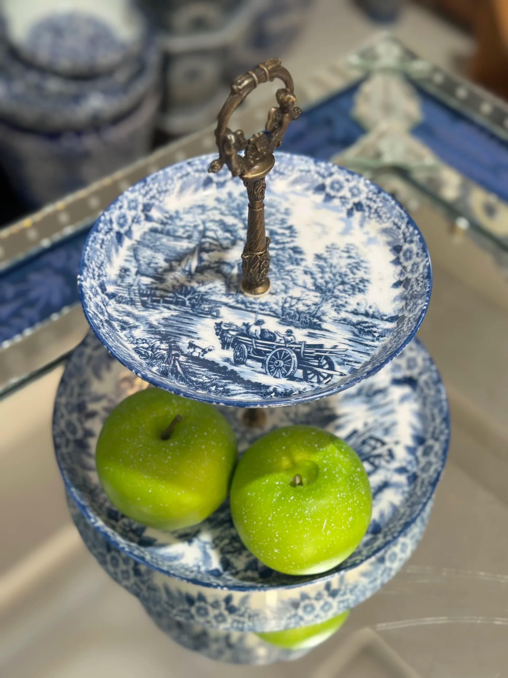 سنترپیس یا شیرینی خوری سورتمه — تصویر ۴