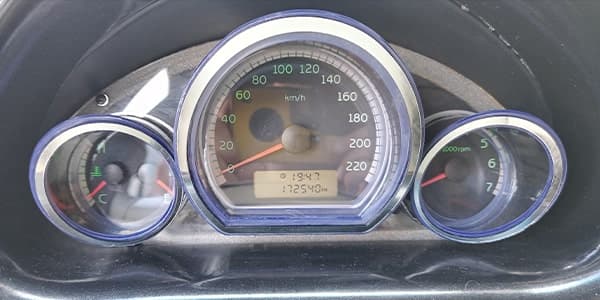 قاب کیلومتر نورانی ام وی ام 110 — تصویر ۵