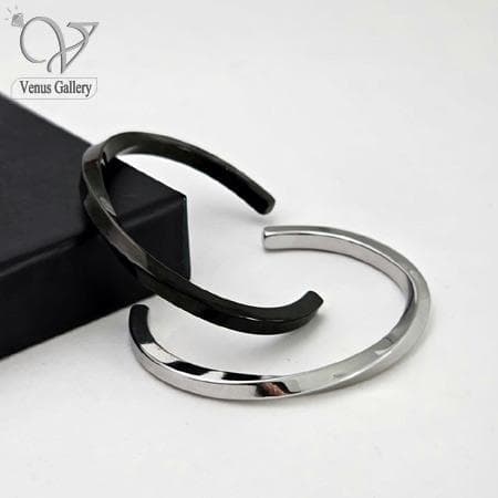 دستبند بنگل پیچ مشکی و نقره ای مردانه کد5475