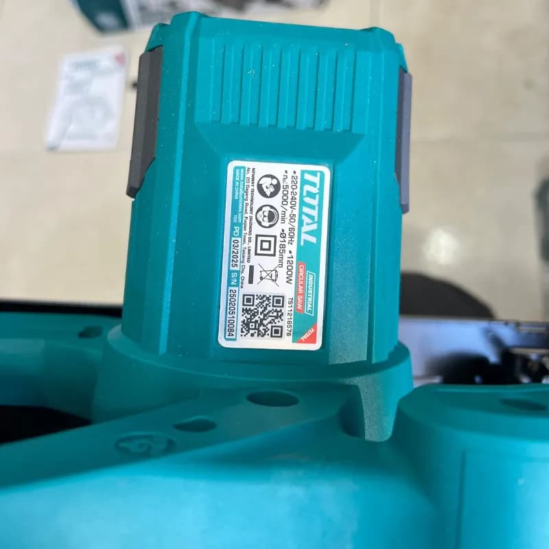 اره دیسکی ۱۲۰۰ وات توتال مدل TS11218576 — تصویر ۶