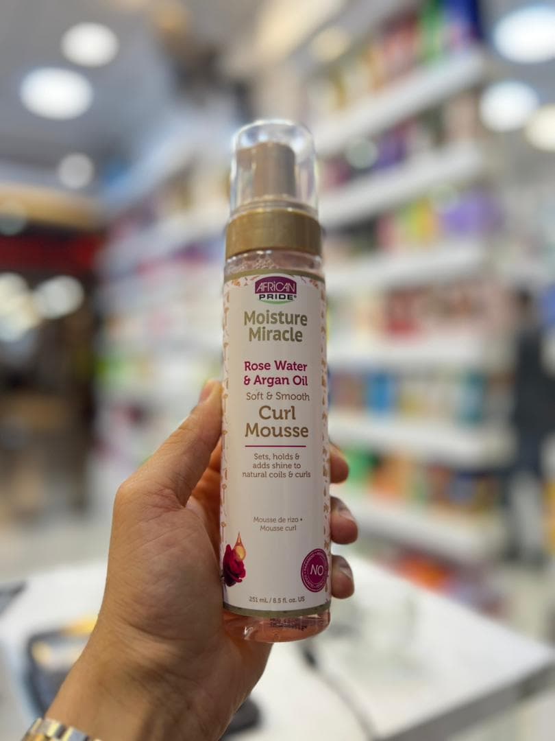 موس مو رز واتر و روغن آرگان آفریکن پراید African Pride Moisture Miracle Rose Water & Argan Oil Curl Mousse — تصویر ۴