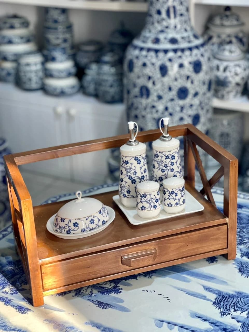 کنار سماوری چینی گلریز ۷ تیکه — تصویر ۴