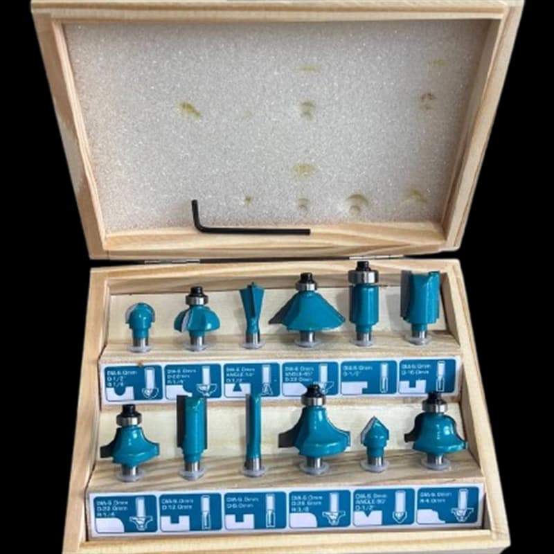 ست 12 عددی تیغه اور فرز مشتی توتال مدل TACSR0121