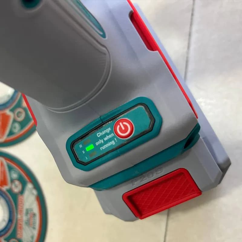 مینی فرز شارژی براشلس صنعتی 900 وات توتال مدل TAGLI261521 — تصویر ۶