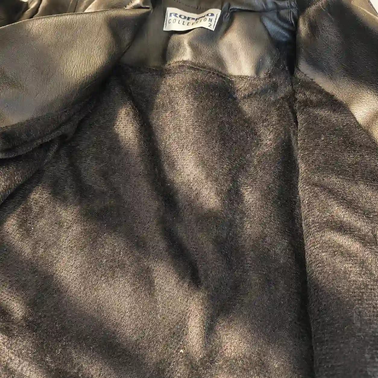 کت چرم نوزادی رنگ مشکی کد 10914 — تصویر ۲
