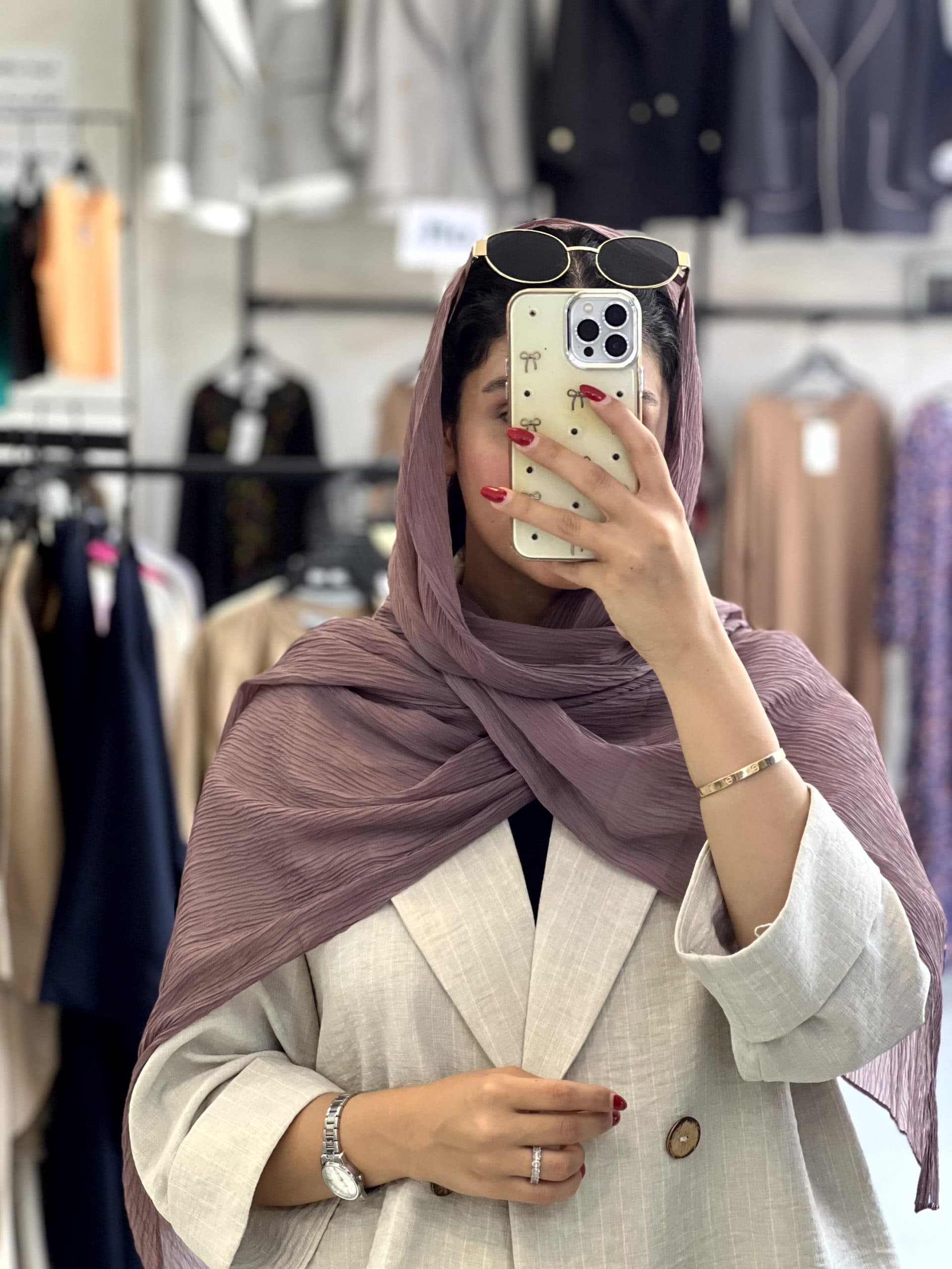 شال حریر پلیسه بیسیک — تصویر ۸