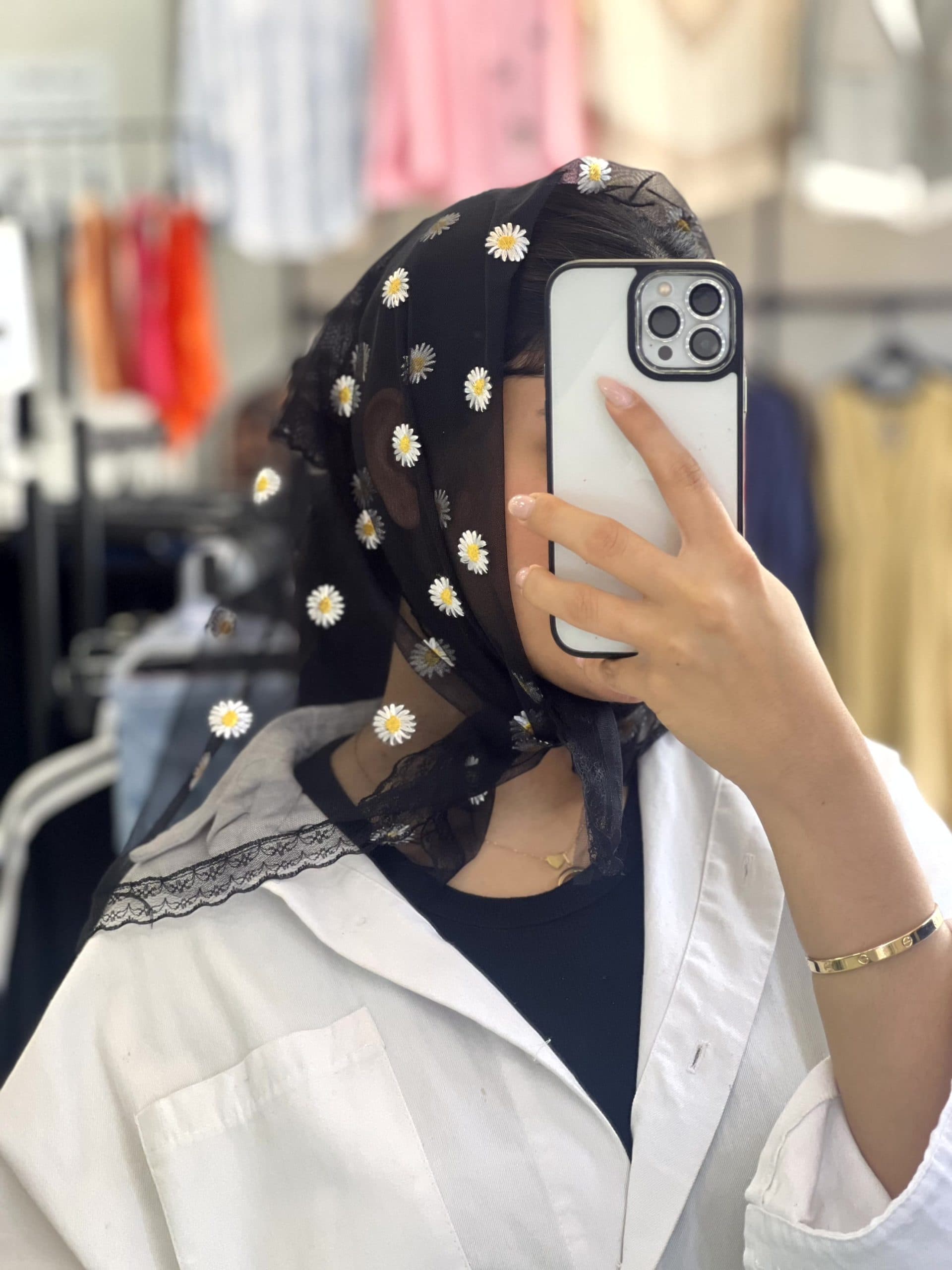 مینی اسکارف توری بابونه — تصویر ۶