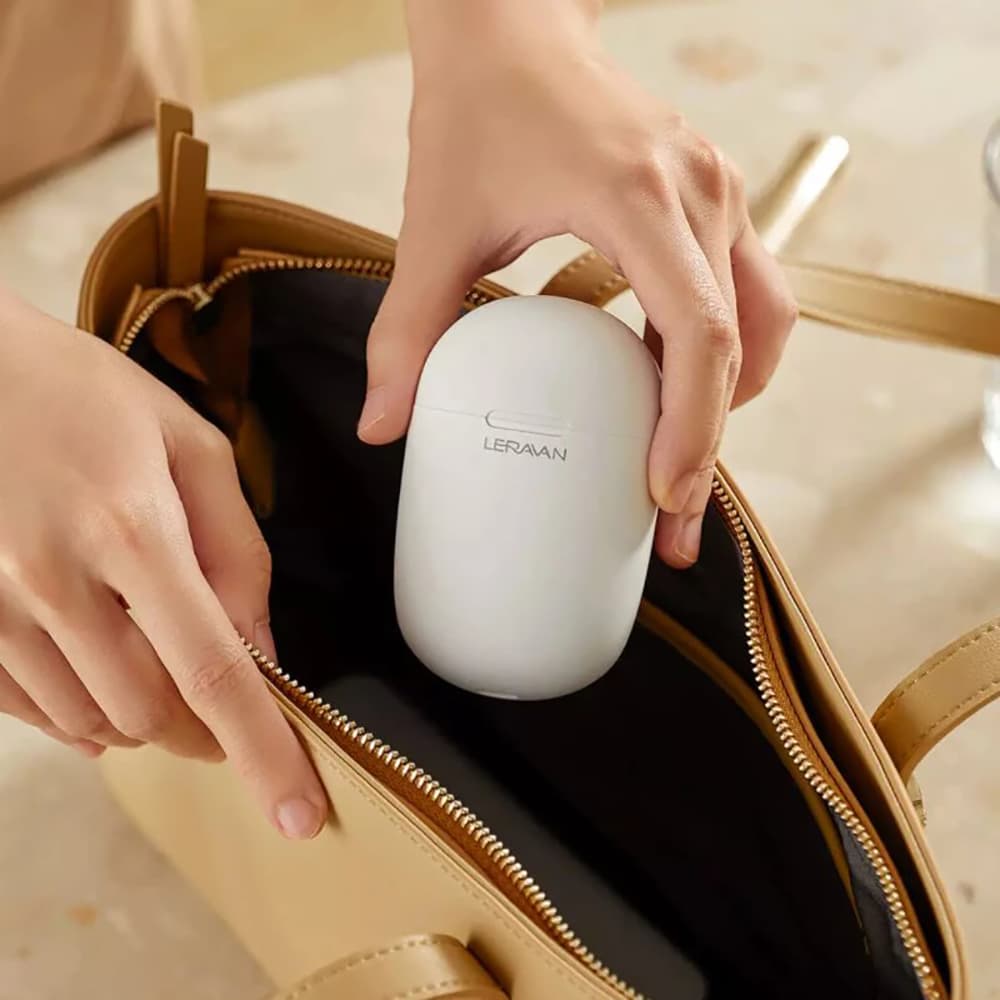 ماساژور برچسبی شیائومی Youpin Leravan LF-U8 Magic Body Massage Sticker with Charging Case — تصویر ۷