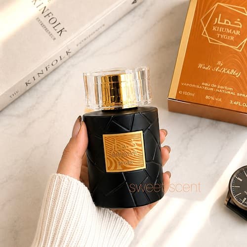 عطر ادکلن خمار تایگر وادی الخلیج رایحه ادکلن بولگاری تایگار(تایگر) مردانه | Khumar Tyger By Wadi Al khaleej (Bvlgari Tygar) حجم 100 میل(شرکتی) — تصویر ۵