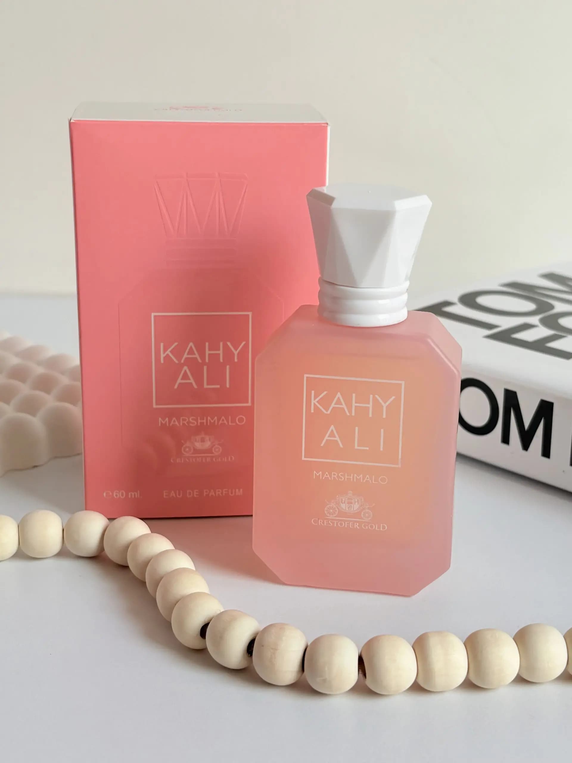 عطر ادکلن مینی کایالی یام بوجی مارشمالو 81 (کریستوفر گلد) | (Kayali Yum Boujee Marshmallow 81 (Christofer Gold حجم 60 میل(شرکتی) — تصویر ۹