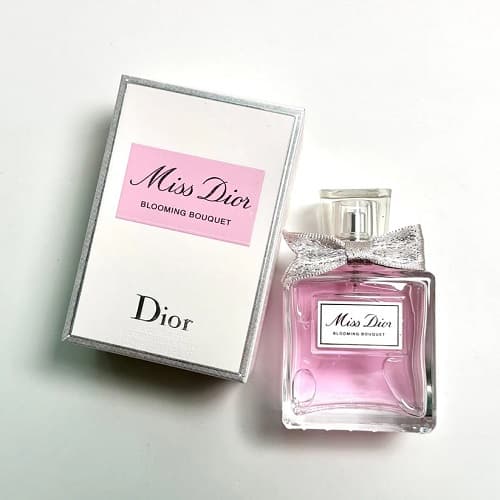 عطر ادکلن مینی زنانه میس دیور بلومینگ بوکت(بوکه)- میس دیور صورتی (سوپر اسمارت) | Miss Dior Blooming Bouquet (Super Smart) حجم 25 میل (شرکتی) — تصویر ۶