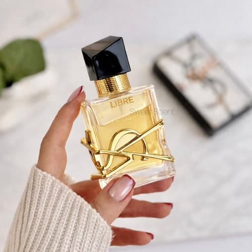 عطر و ادکلن مینی ایو سن لورن لیبره (لیبر) اسکوپ | Yves Saint Laurent Libre (Scoop) حجم 30 میل(شرکتی) — تصویر ۴