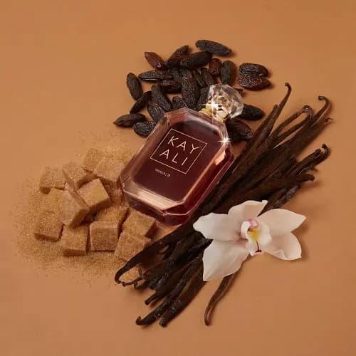 عطر ادکلن زنانه کایالی وانیلا 28 فرگرانس ورد (الی سیا وانیلا) | (Kayali Vanilla 28 ( ELY SIA Vanilla Fragrance World حجم 50 میل(شرکتی) — تصویر ۸