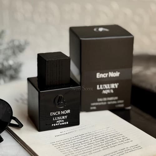 عطر ادکلن لالیک مشکی(چوبی) انکر نویر (لاکچری آکوا) | Lalique Encre Noire (Luxury Aqva) حجم 50 میل(شرکتی) — تصویر ۴