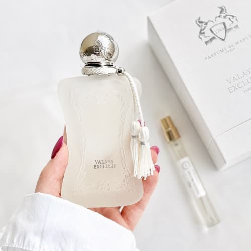 ادوپرفیوم هاردباکس ادکلن زنانه پارفوم د مارلی والایا اکسکلوسیف | PARFUMS de MARLY Valaya Exclusif حجم 75 میل و دکانت 5, 10 میل(هایکپی مستر کوالیتی) — تصویر ۸