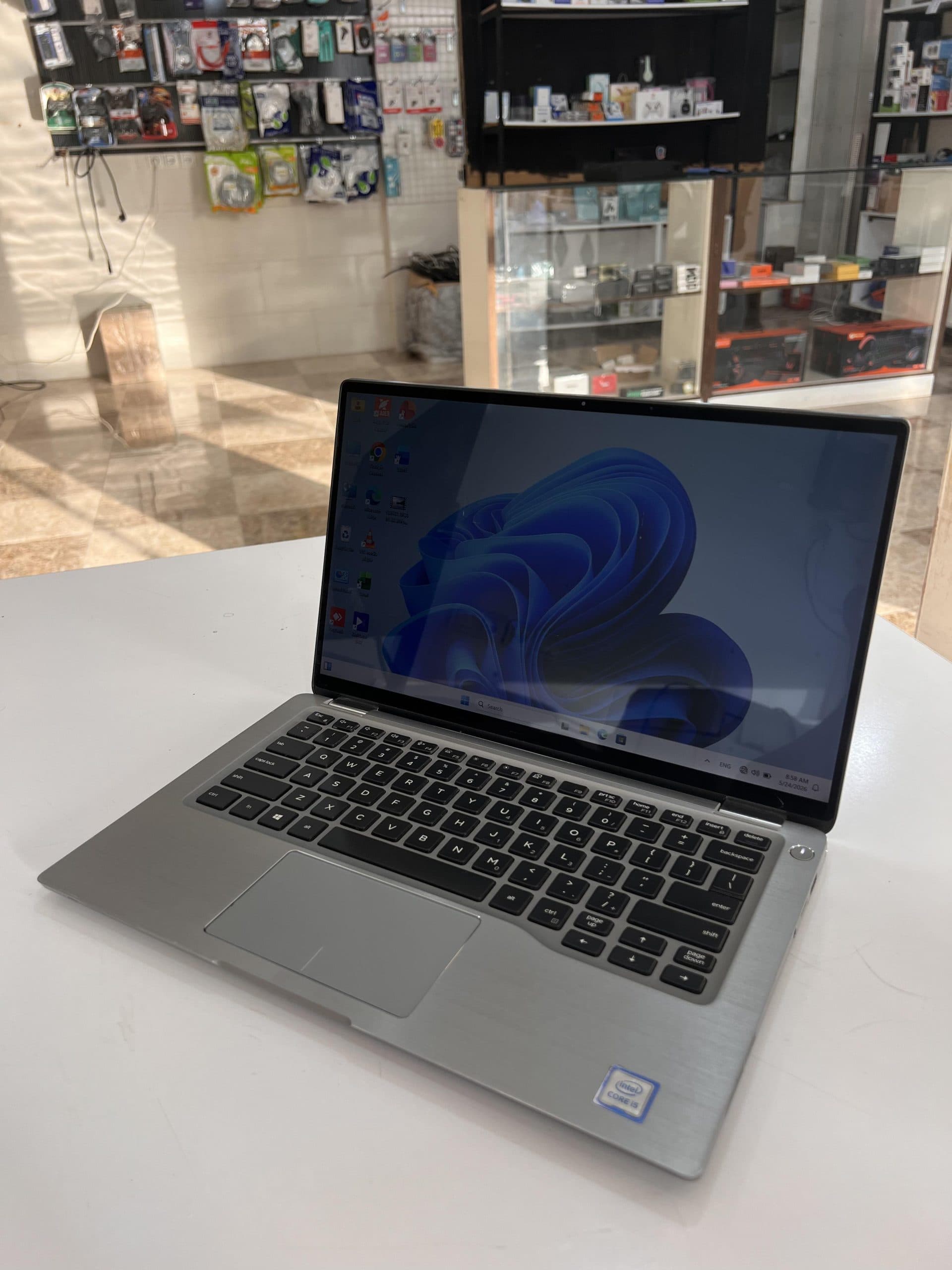 لپ تاپ 2 در 1 Dell مدل Latitude 7400