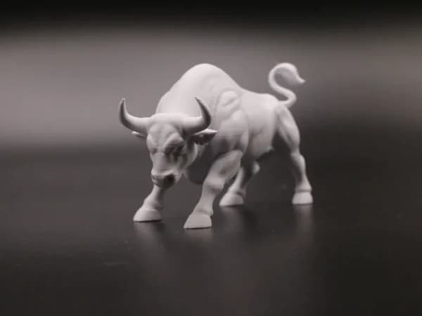 دکوری گاو وال استریت | خدمات چاپ سه بعدی سفارشی