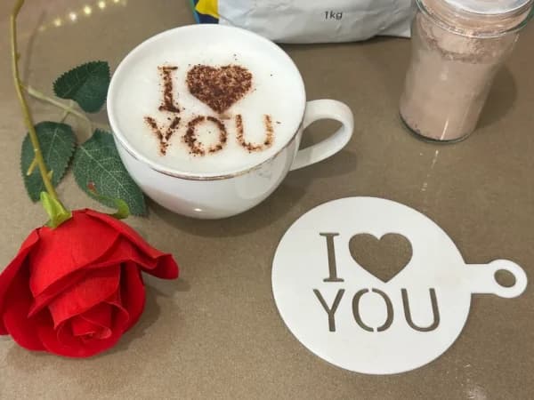 شابلون قهوه طرح قلب و I Love You | خدمات چاپ سه بعدی سفارشی — تصویر ۳
