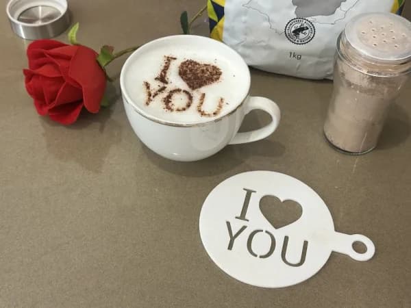 شابلون قهوه طرح قلب و I Love You | خدمات چاپ سه بعدی سفارشی — تصویر ۲