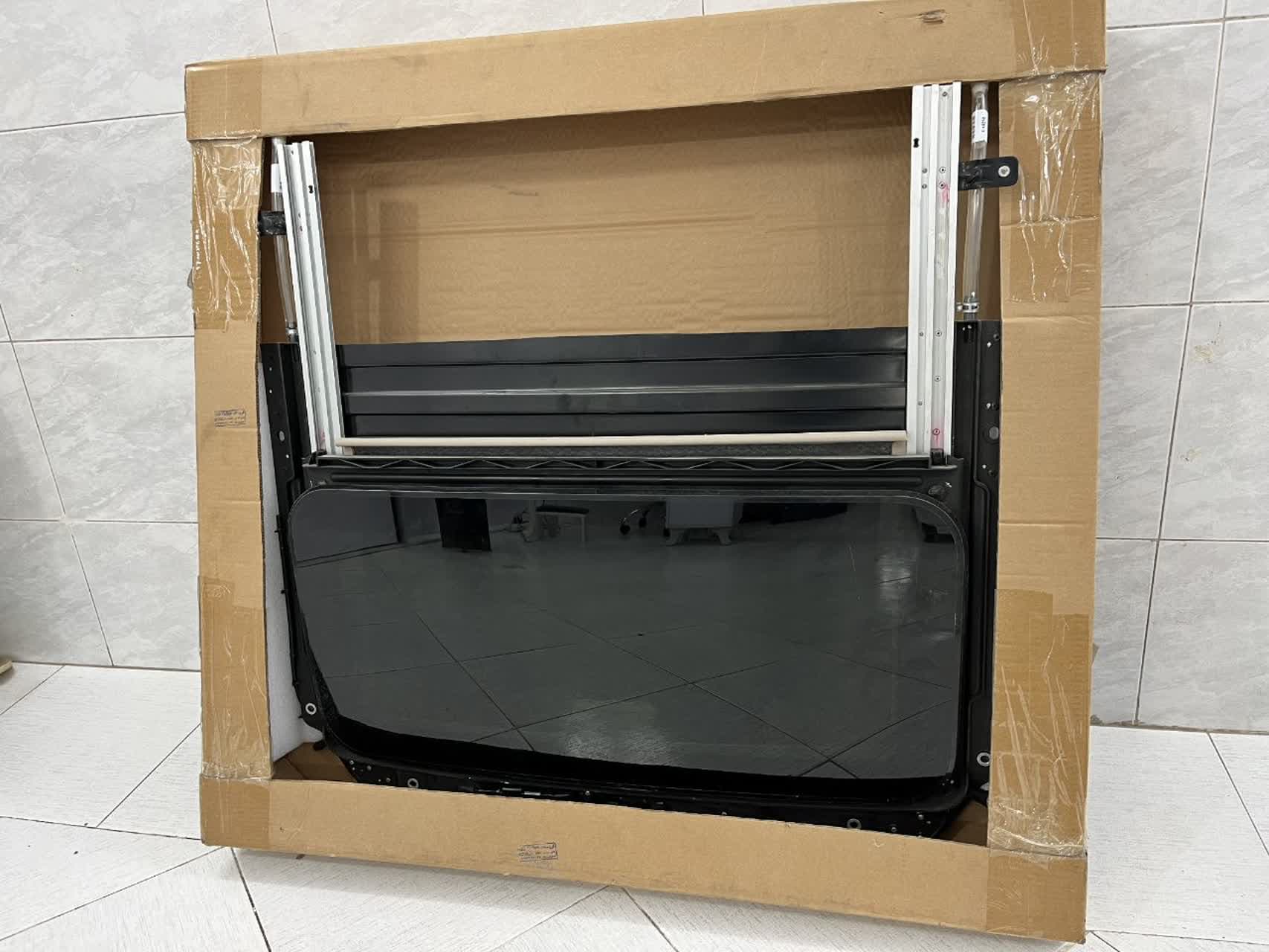 سانروف شرکتی ام وی ام 550 (MVM550) — تصویر ۲