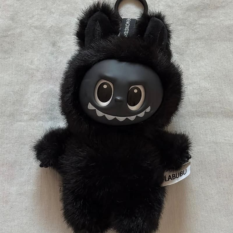 عروسک لبوبو مشکی ماکارون Black Labubu — تصویر ۳
